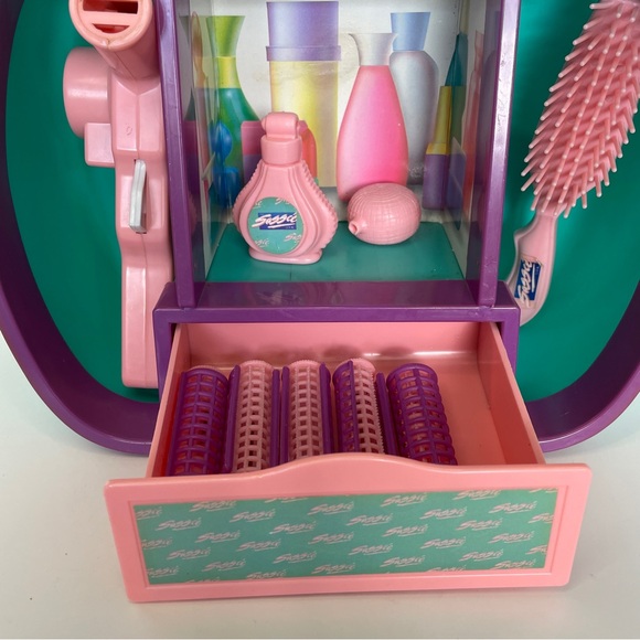 Vintage Sassee Look Light Up Fashion Vanity Case đź’ˇLights upđź’ˇ with accessories - Picture 14 of 15